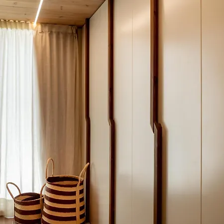 Amazonas - Three Bedroom Duplex In Gracia Apartamento